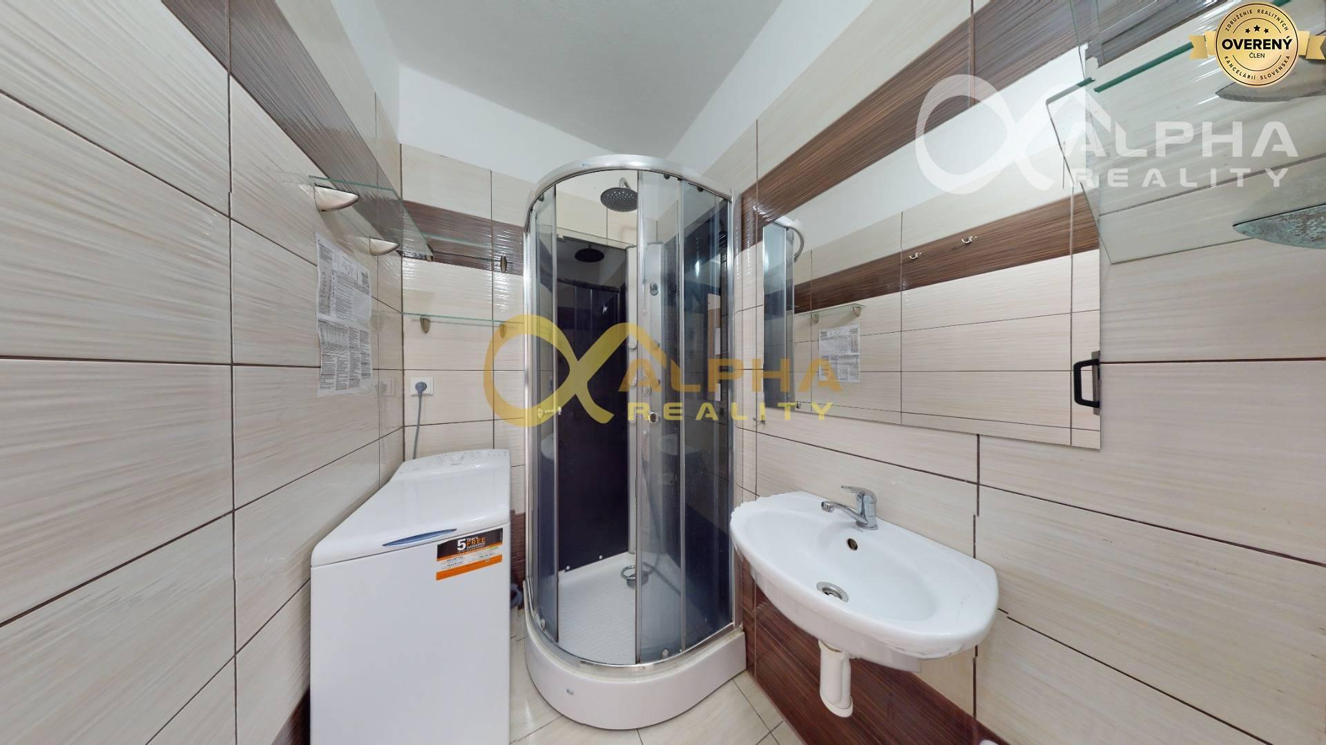 EXKLUZÍVNE 2 izbový byt s 2 loggiami, Spišská Nová Ves