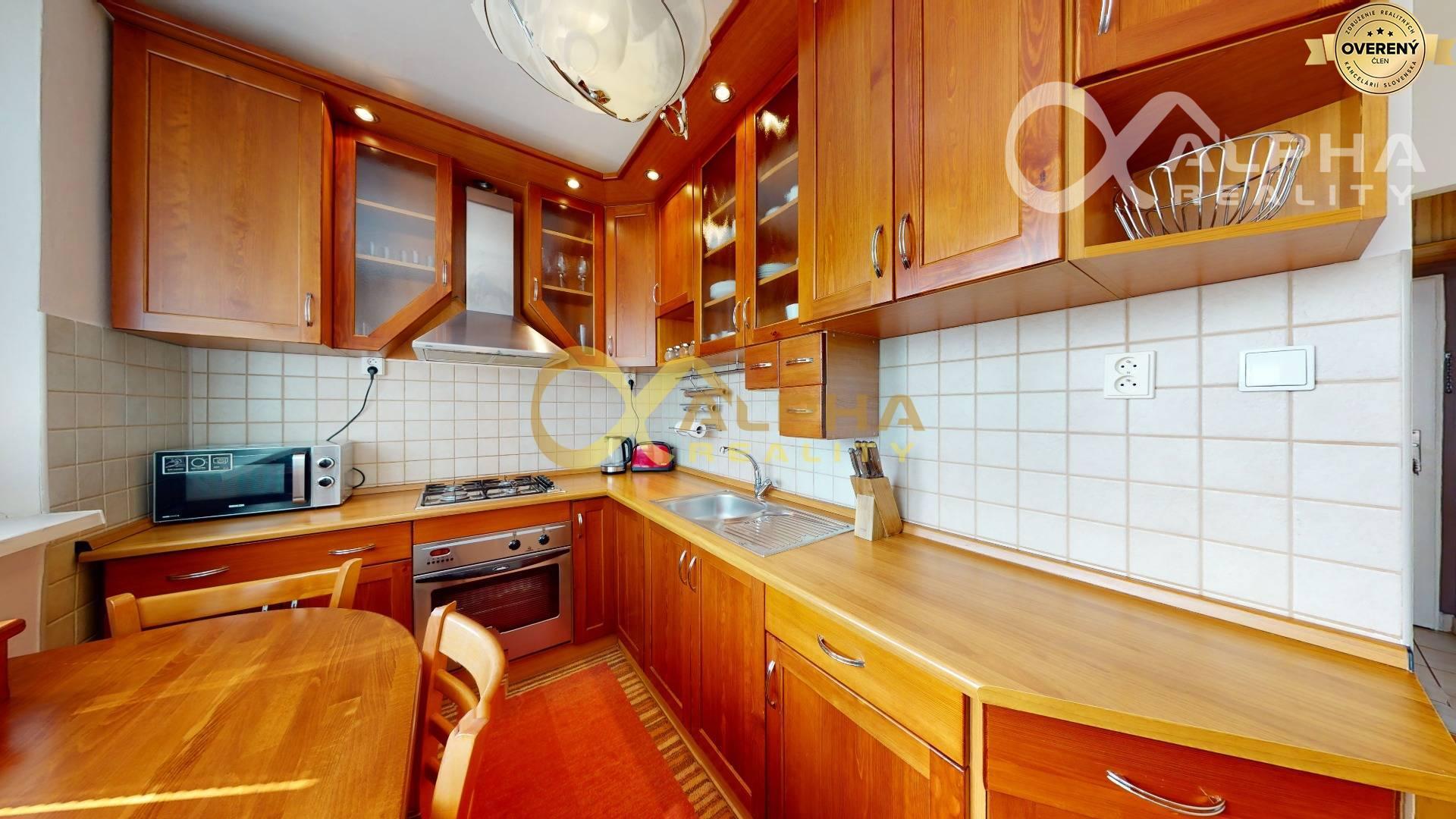 EXKLUZÍVNE 2 izbový byt s loggiou, sídlisko Tarča, Spišská Nová Ves