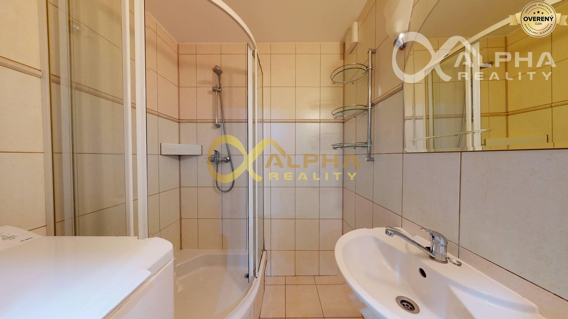 EXKLUZÍVNE 2 izbový byt s loggiou, sídlisko Tarča, Spišská Nová Ves