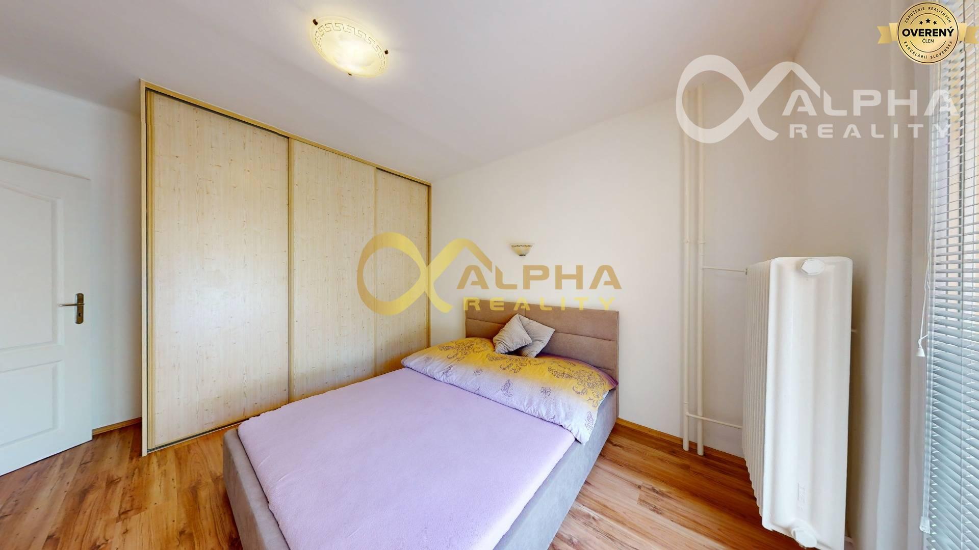 EXKLUZÍVNE 2 izbový byt s loggiou, sídlisko Tarča, Spišská Nová Ves