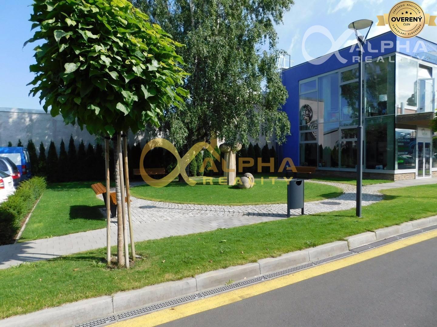 Exkluzívne obchodné priestory, 280 m2, Spišská Nová Ves