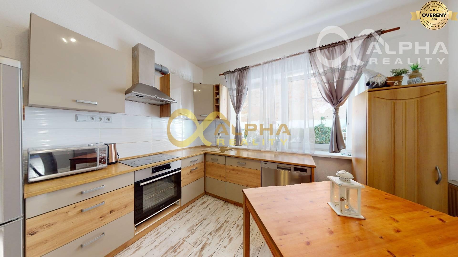 EXKLUZÍVNE Polyfunkčný objekt, širšie centrum, Spišská Nová Ves