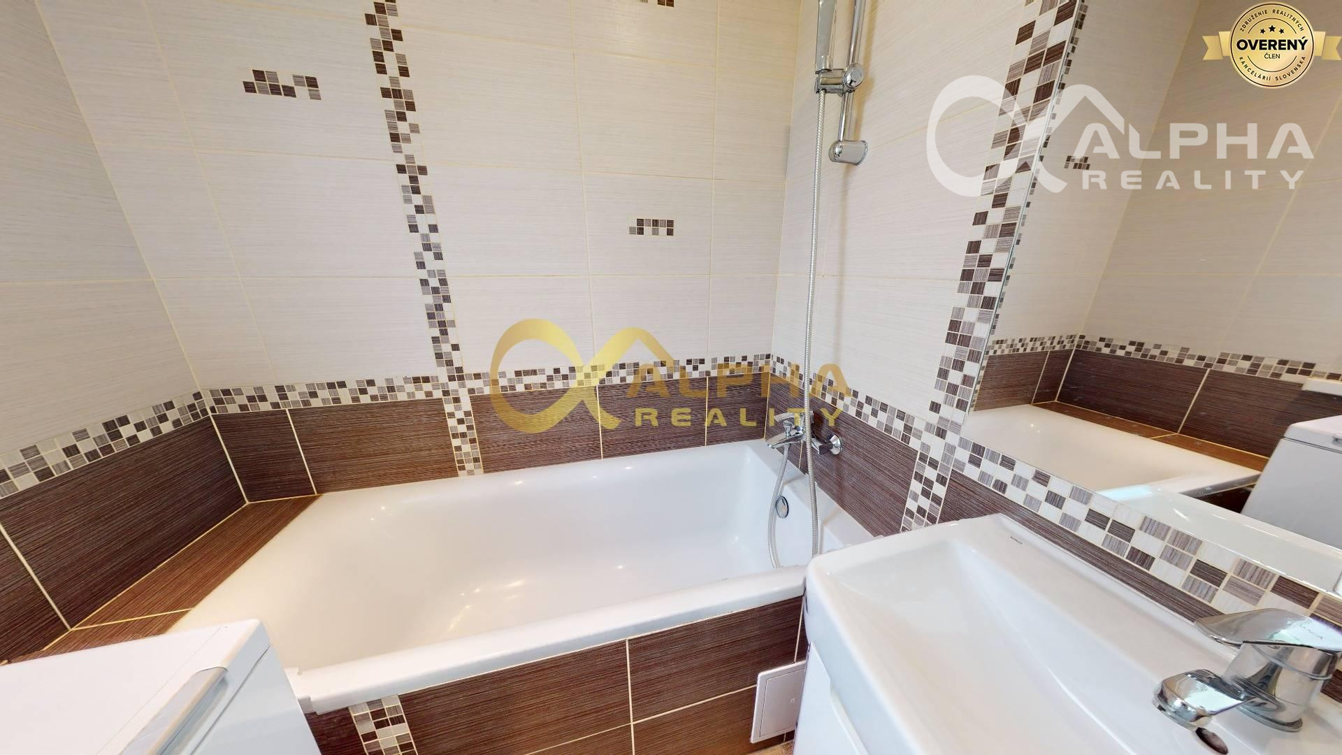 EXKLUZÍVNE 3 izbový byt, sídlisko Mier, Spišská Nová Ves