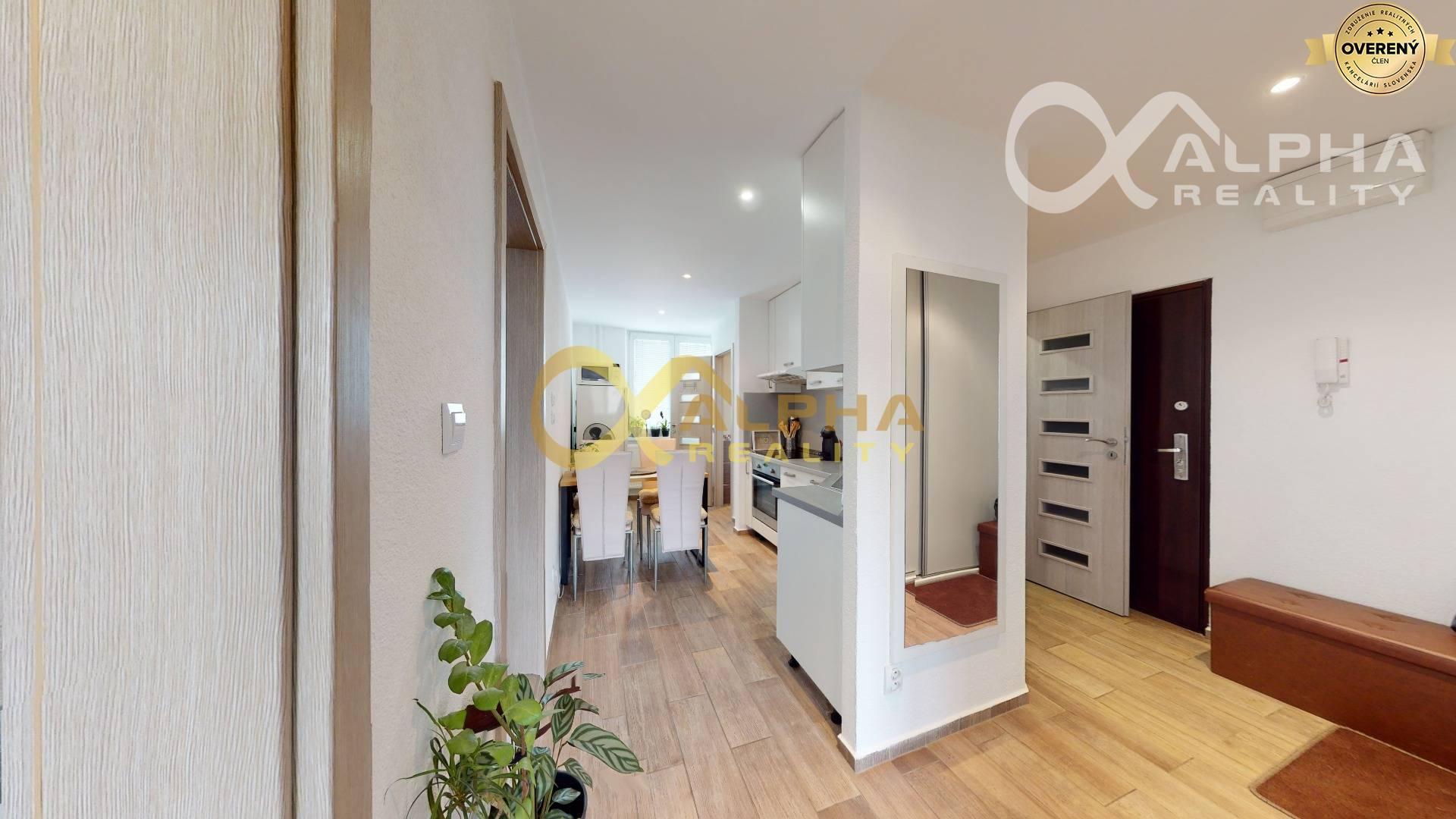 EXKLUZÍVNE 3 izbový byt, sídlisko Mier, Spišská Nová Ves