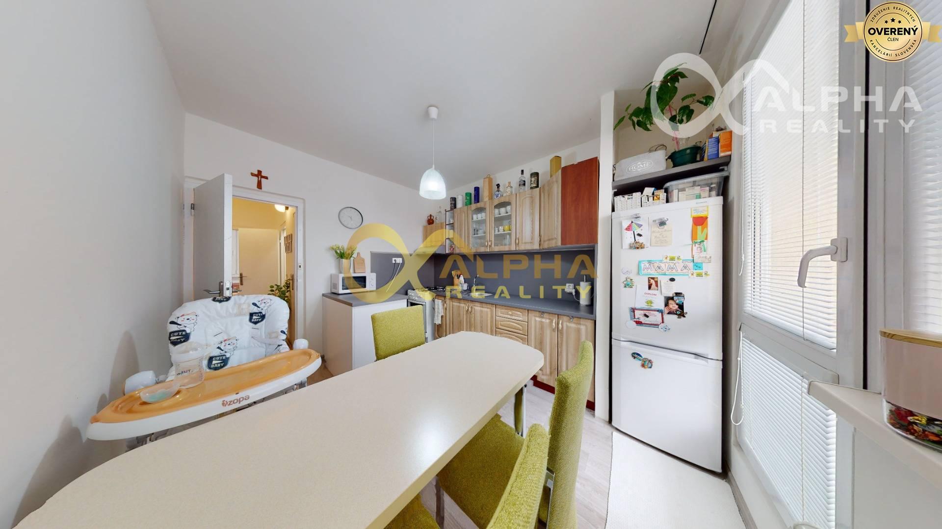 2 izbový byt s loggiou, sídlisko Západ, Levoča