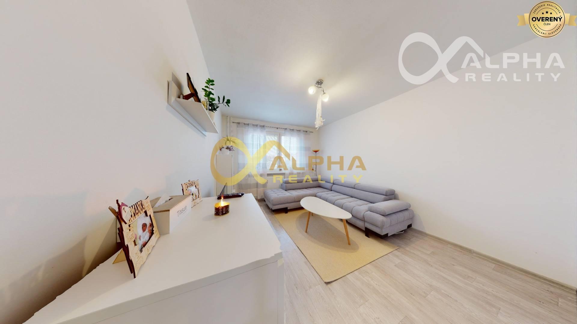 2 izbový byt s loggiou, sídlisko Západ, Levoča