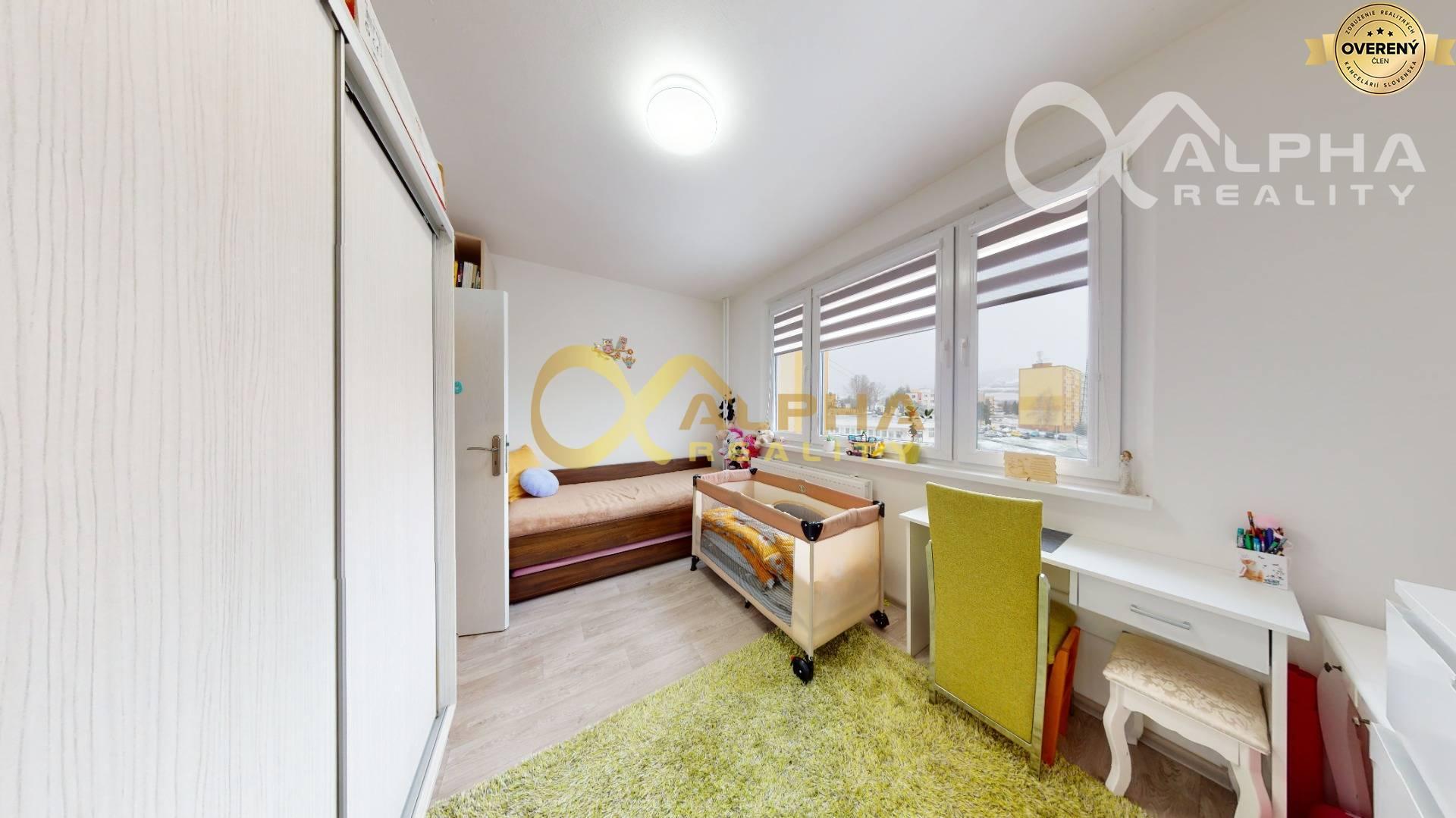 2 izbový byt s loggiou, sídlisko Západ, Levoča