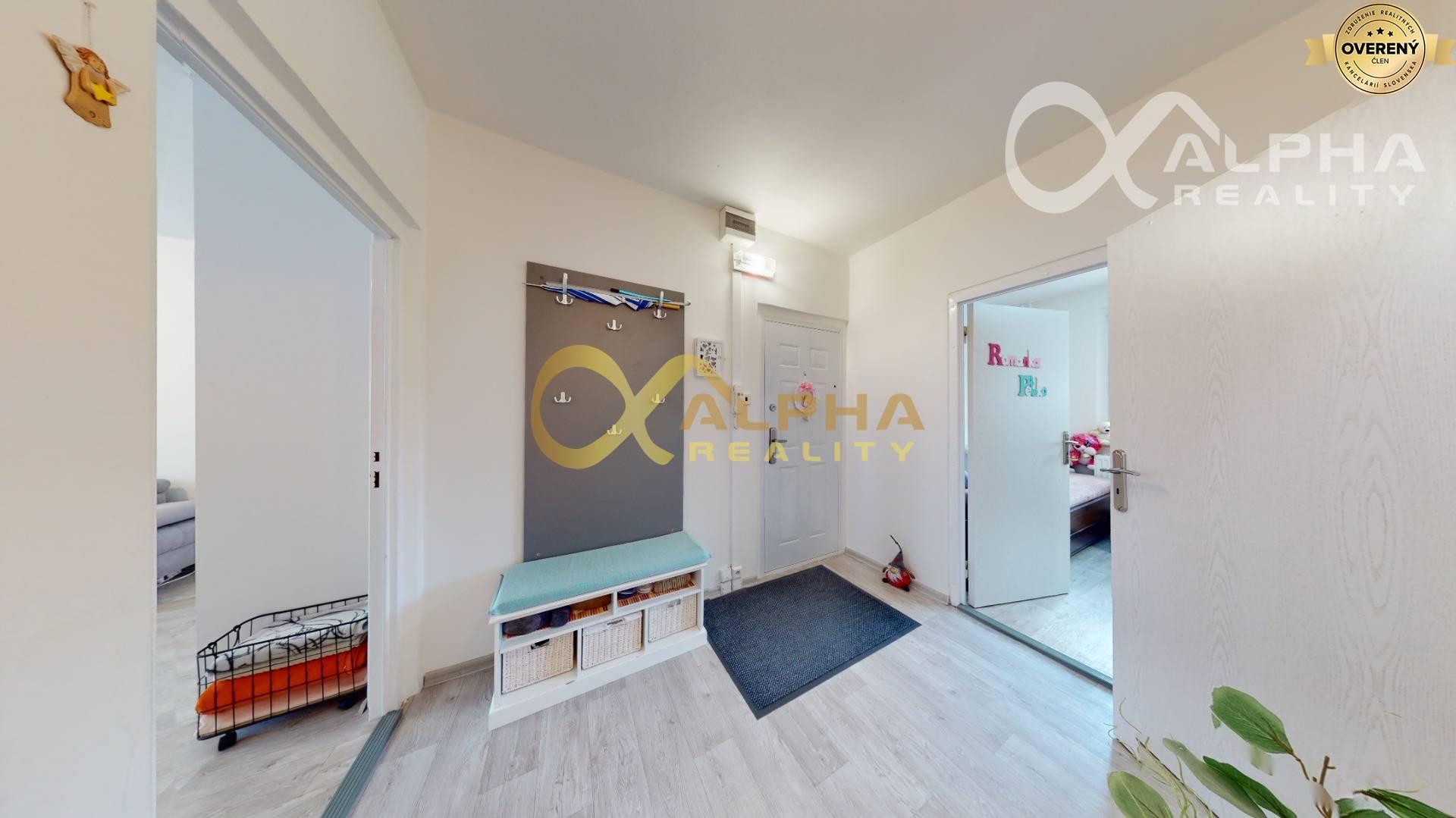 2 izbový byt s loggiou, sídlisko Západ, Levoča