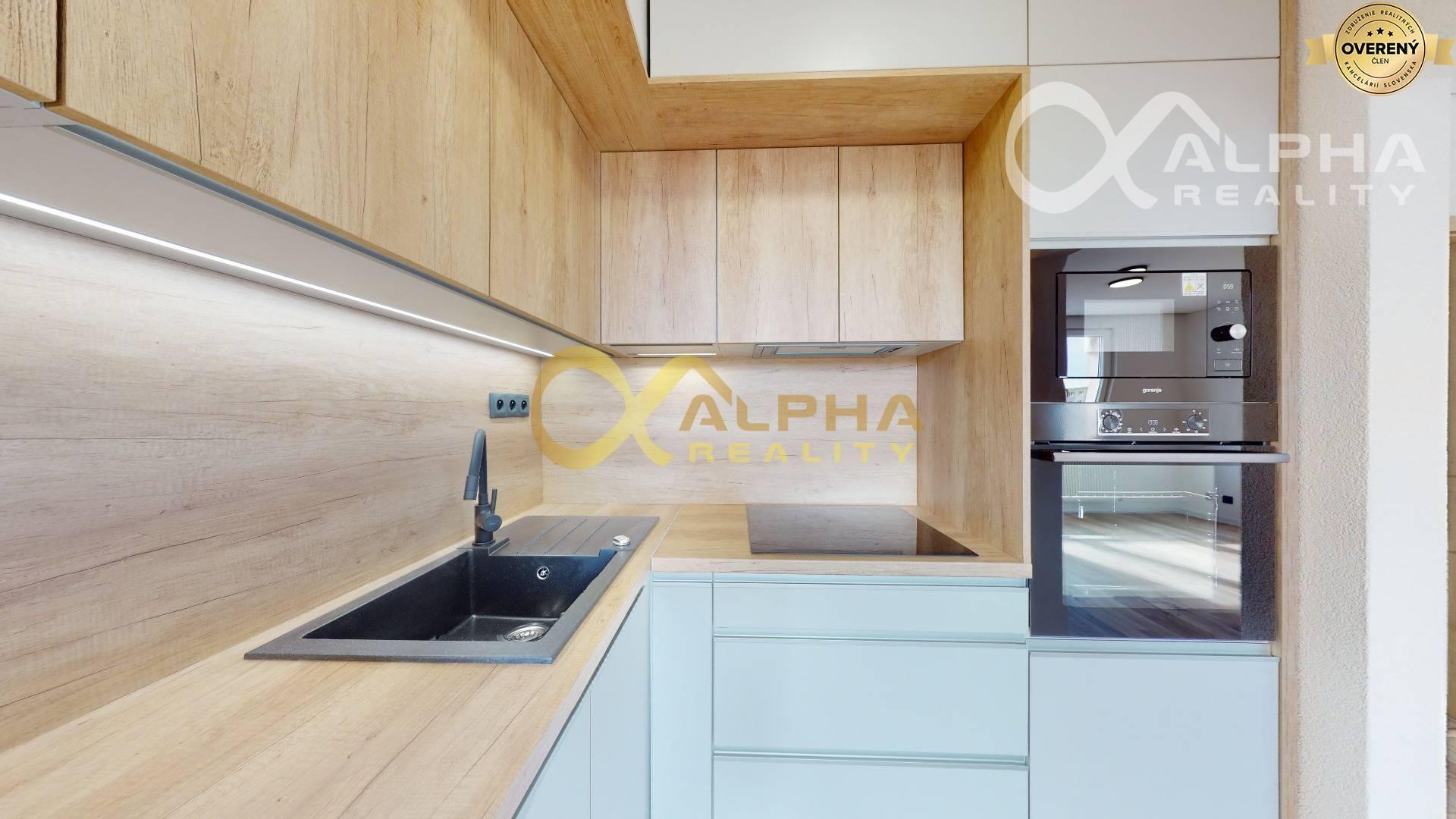 EXKLUZÍVNE 3i byt po kompletnej rekonštrukcii, sídl. Západ, Sp.N.Ves