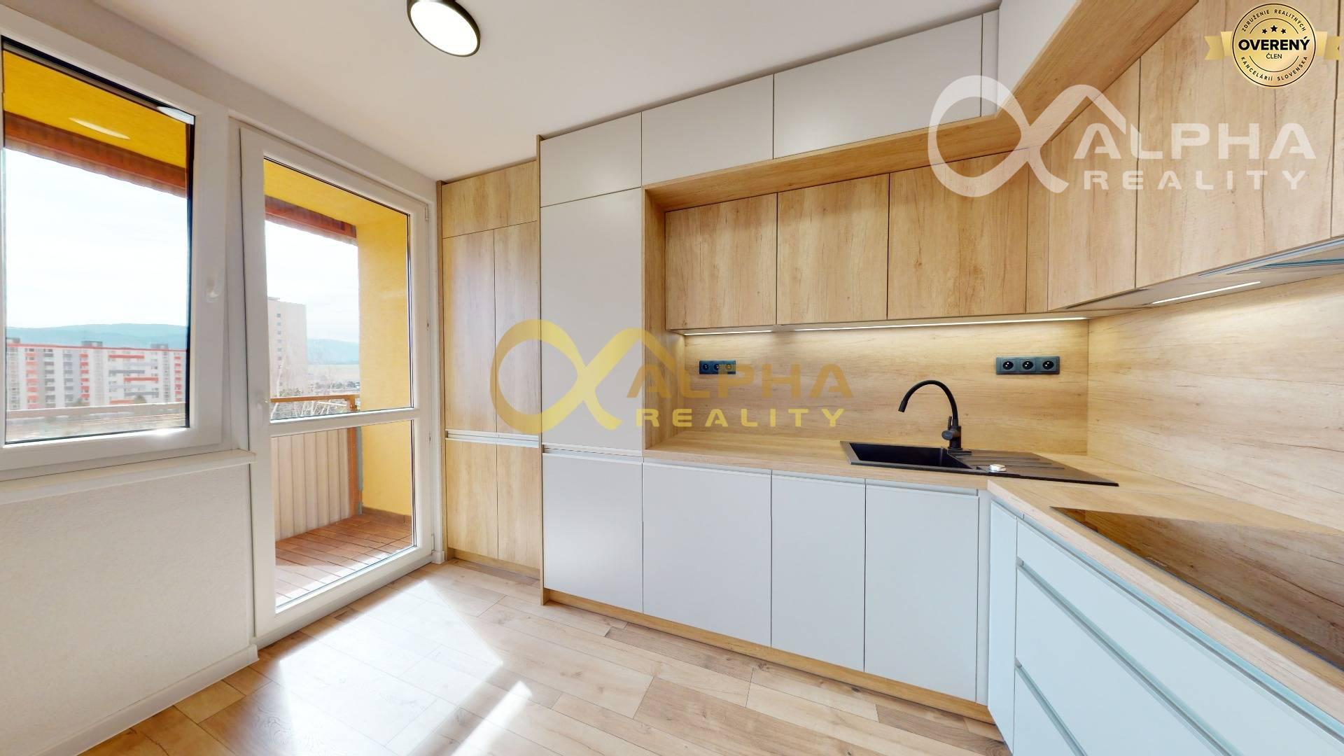 EXKLUZÍVNE 3i byt po kompletnej rekonštrukcii, sídl. Západ, Sp.N.Ves