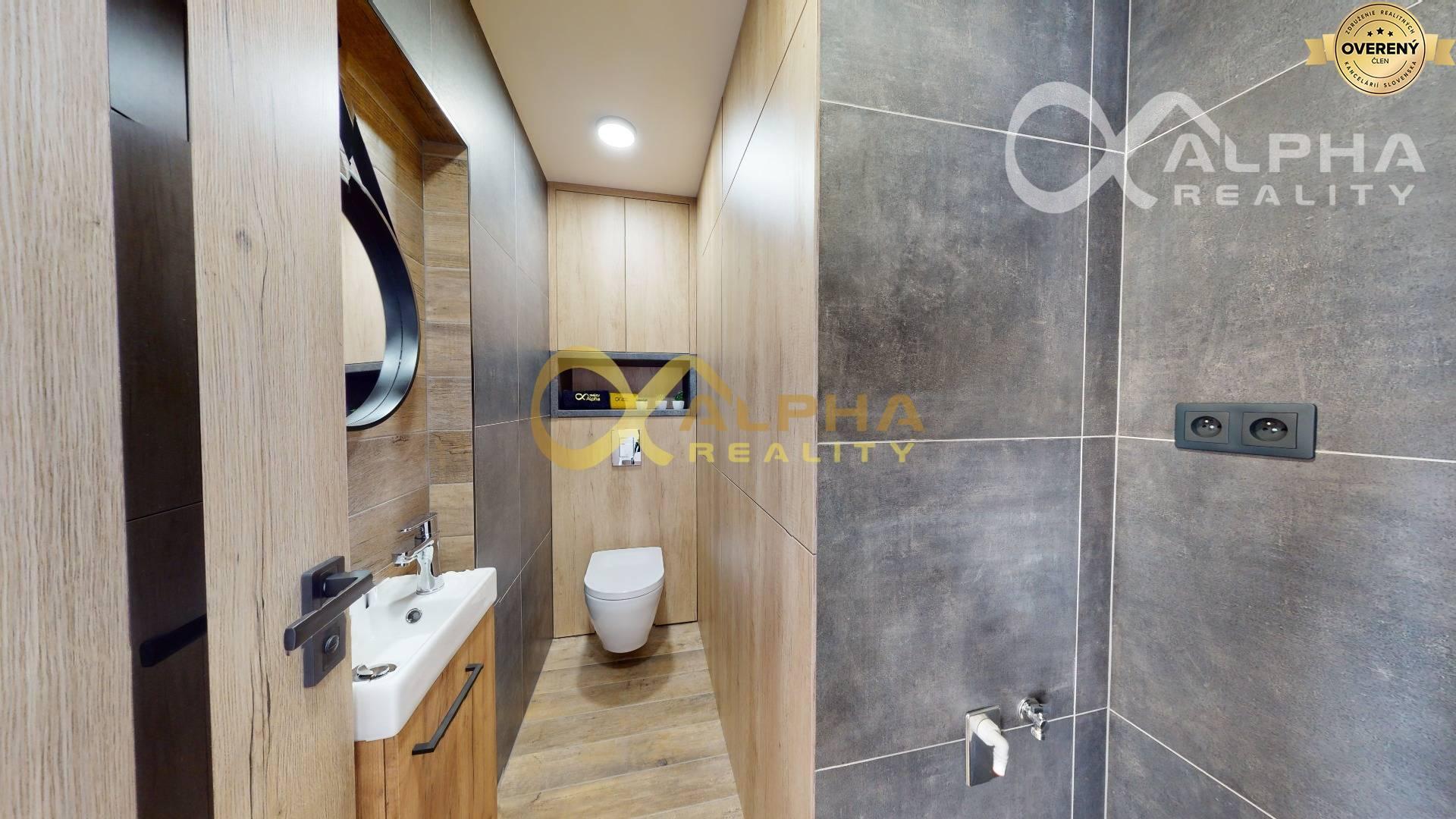 EXKLUZÍVNE 3i byt po kompletnej rekonštrukcii, sídl. Západ, Sp.N.Ves