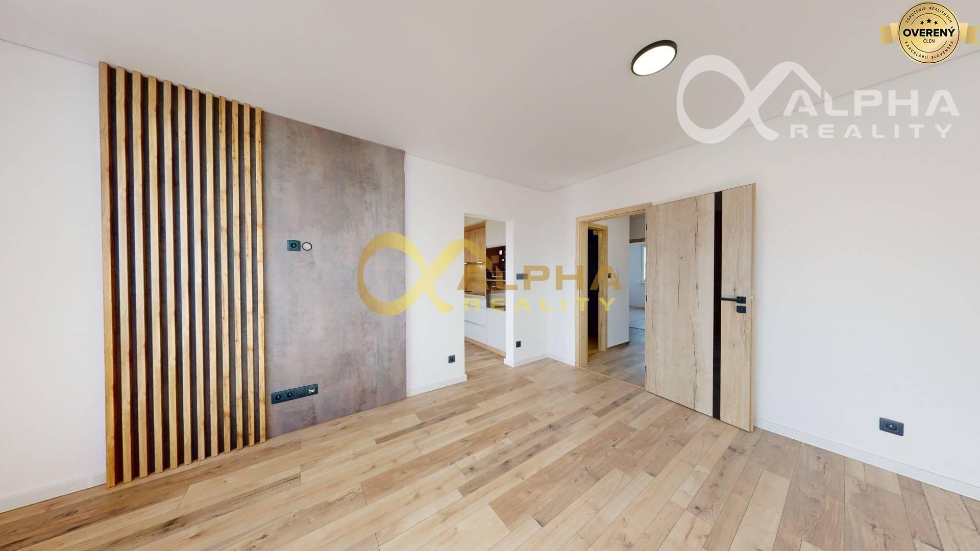 EXKLUZÍVNE 3i byt po kompletnej rekonštrukcii, sídl. Západ, Sp.N.Ves