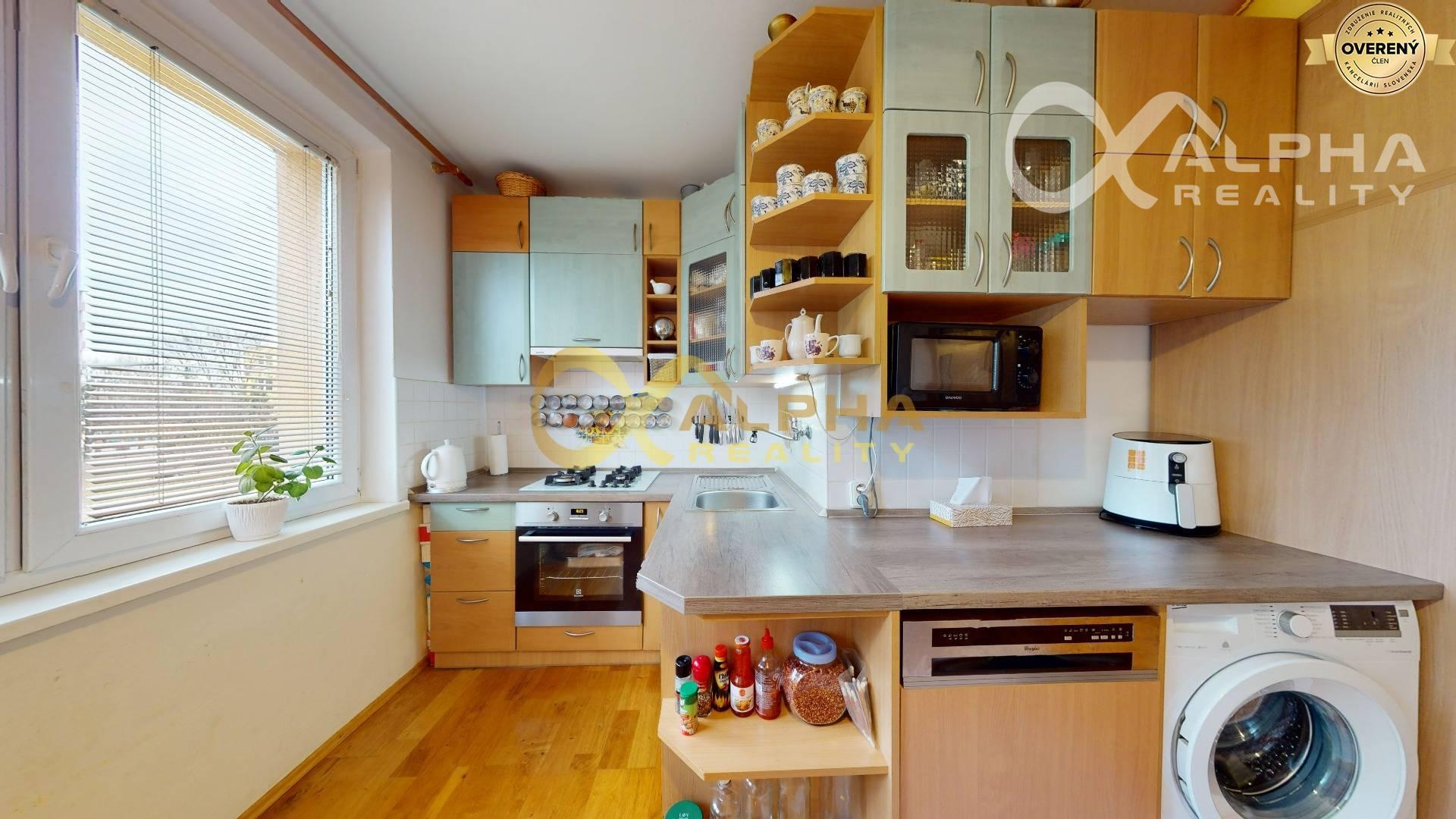 3 izbový byt s loggiou, sídlisko Tarča, Spišská Nová Ves