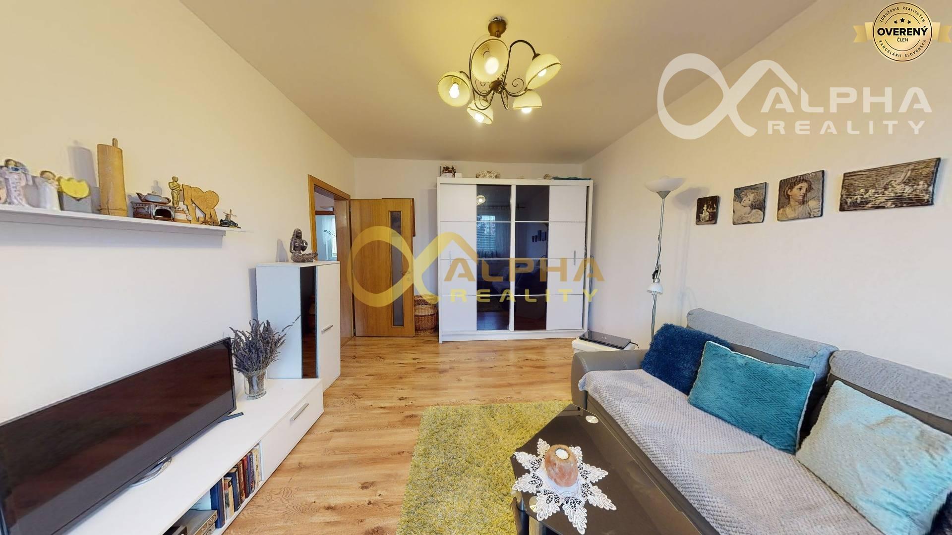 3 izbový byt s loggiou, sídlisko Tarča, Spišská Nová Ves