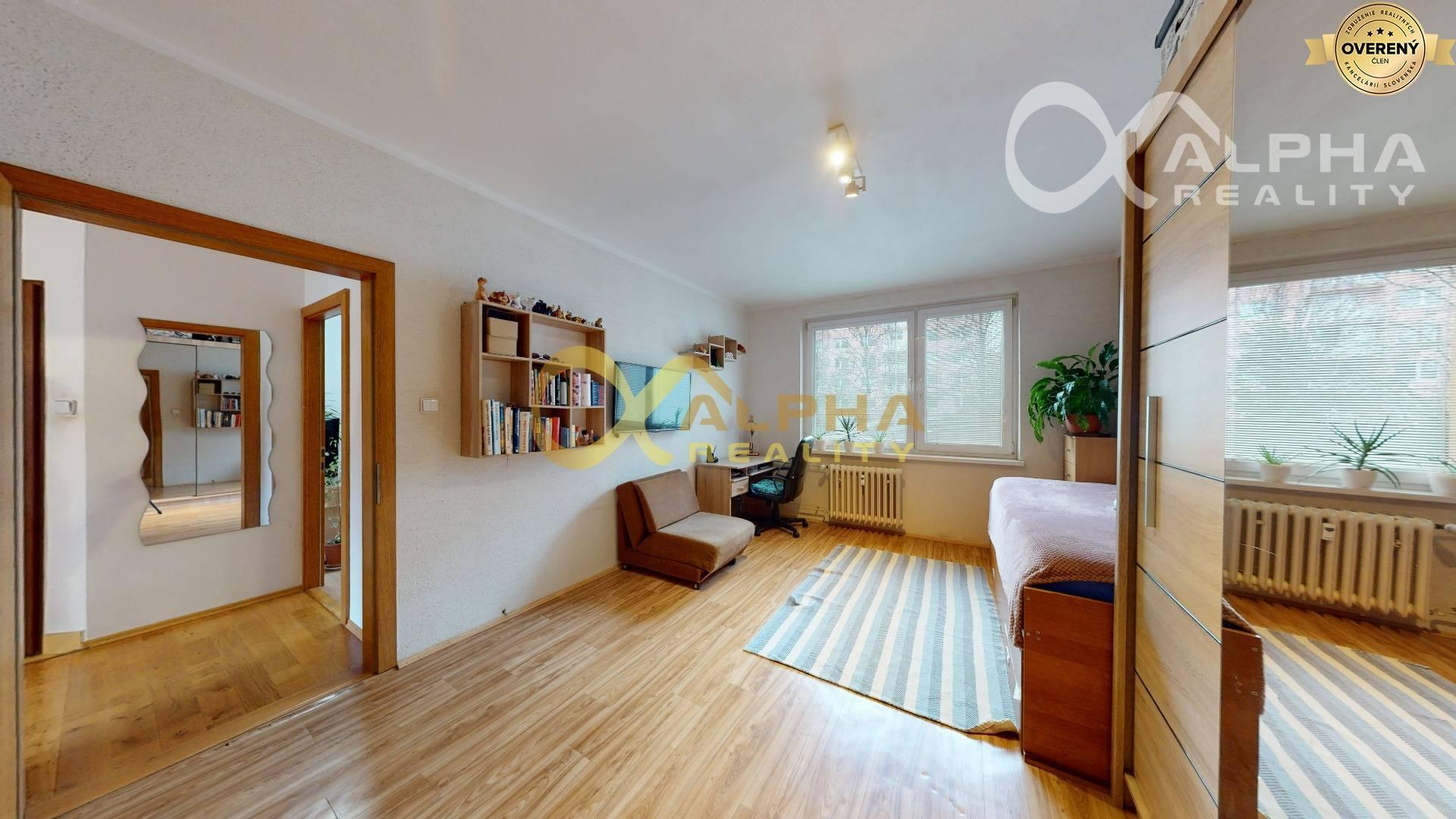 3 izbový byt s loggiou, sídlisko Tarča, Spišská Nová Ves