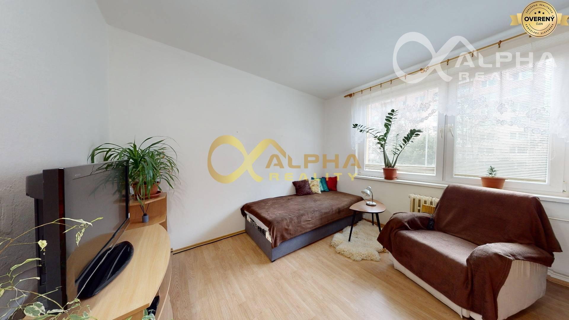 3 izbový byt s loggiou, sídlisko Tarča, Spišská Nová Ves