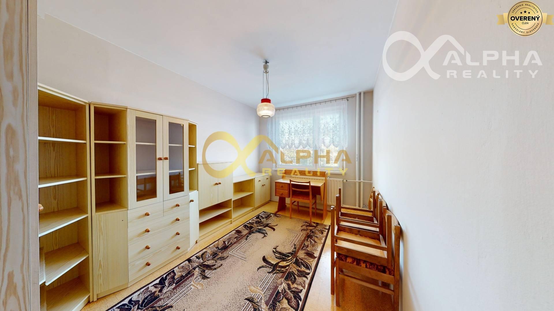 EXKLUZÍVNE 4 izbový byt s loggiou, sídlisko Mier, Spišská Nová Ves