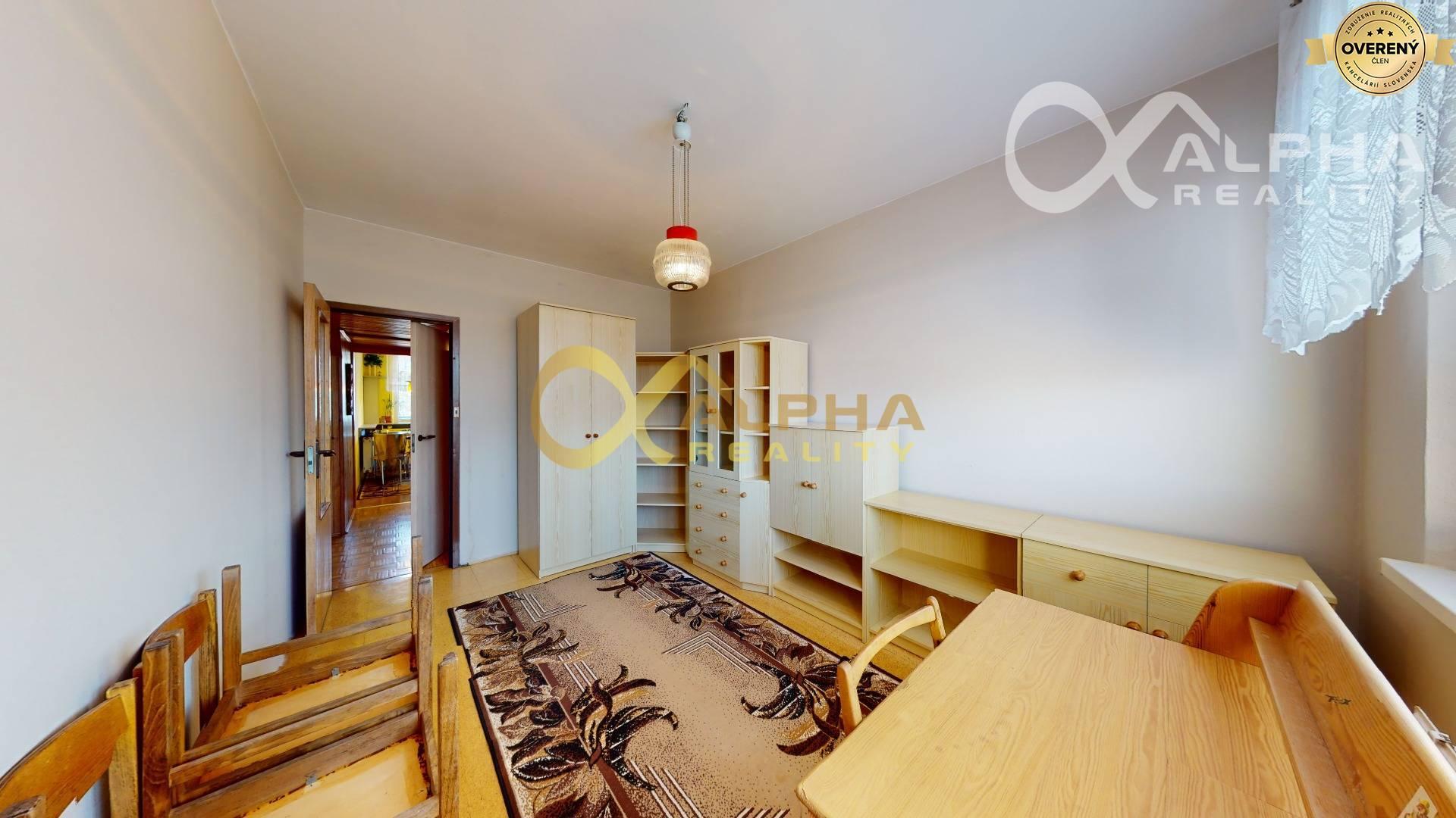 EXKLUZÍVNE 4 izbový byt s loggiou, sídlisko Mier, Spišská Nová Ves