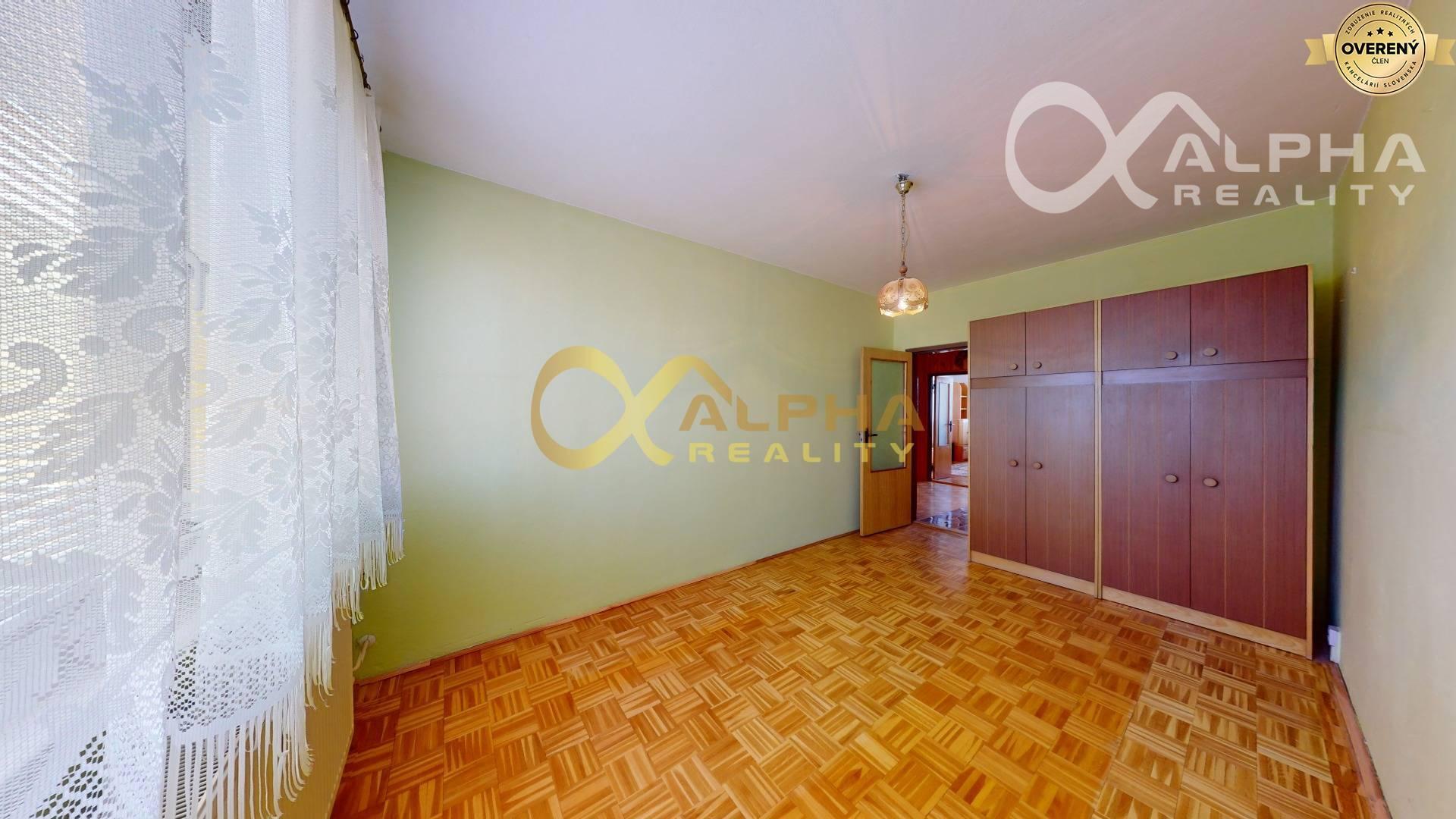 EXKLUZÍVNE 4 izbový byt s loggiou, sídlisko Mier, Spišská Nová Ves