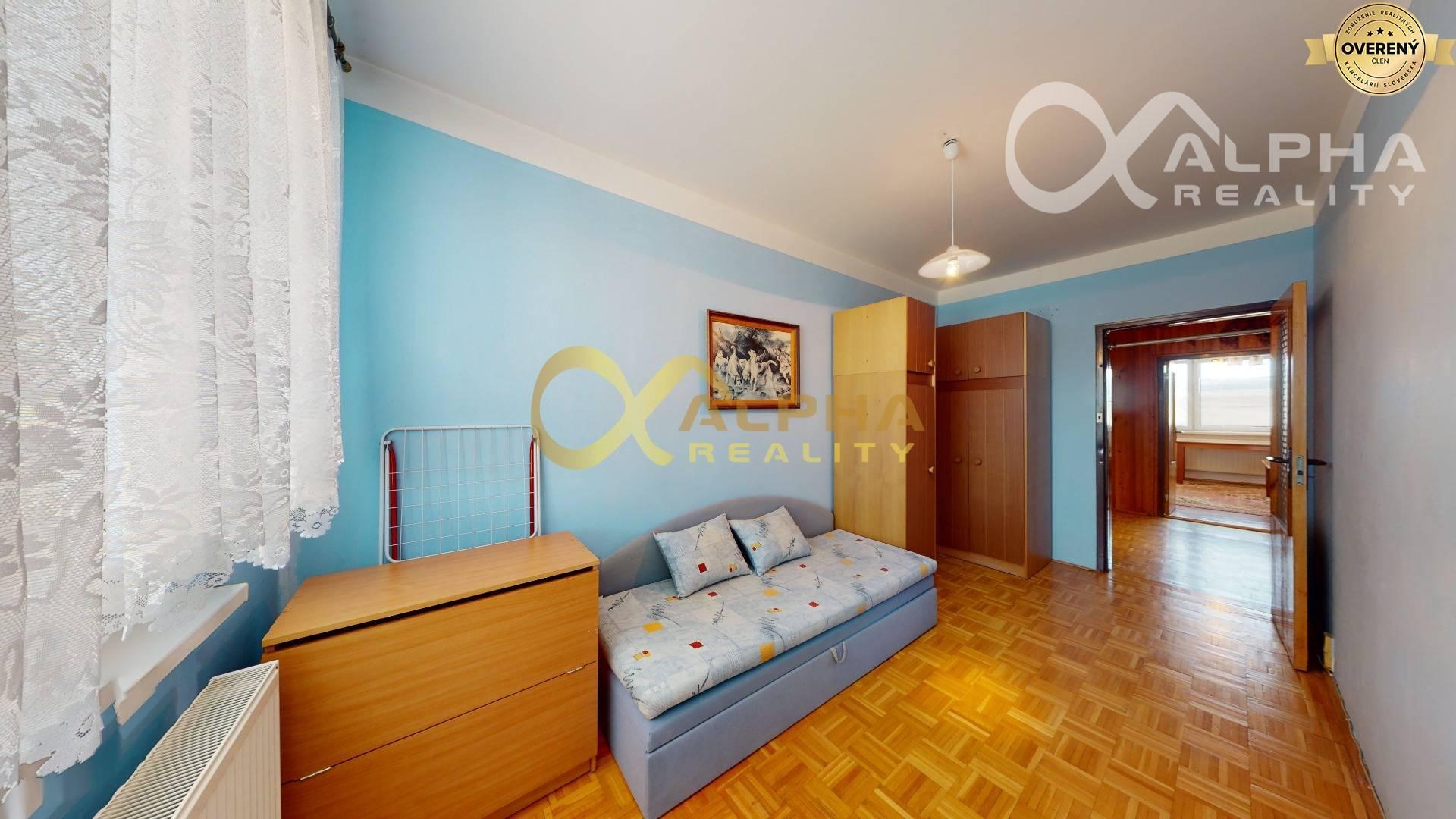 EXKLUZÍVNE 4 izbový byt s loggiou, sídlisko Mier, Spišská Nová Ves