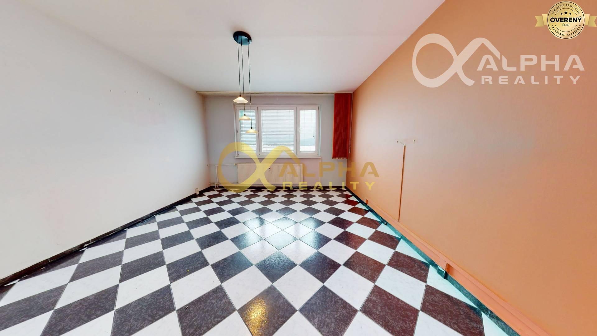 3 izbový byt s loggiou, sídlisko Západ, Spišská Nová Ves