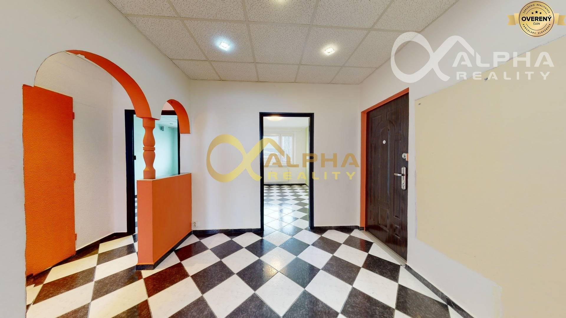 3 izbový byt s loggiou, sídlisko Západ, Spišská Nová Ves