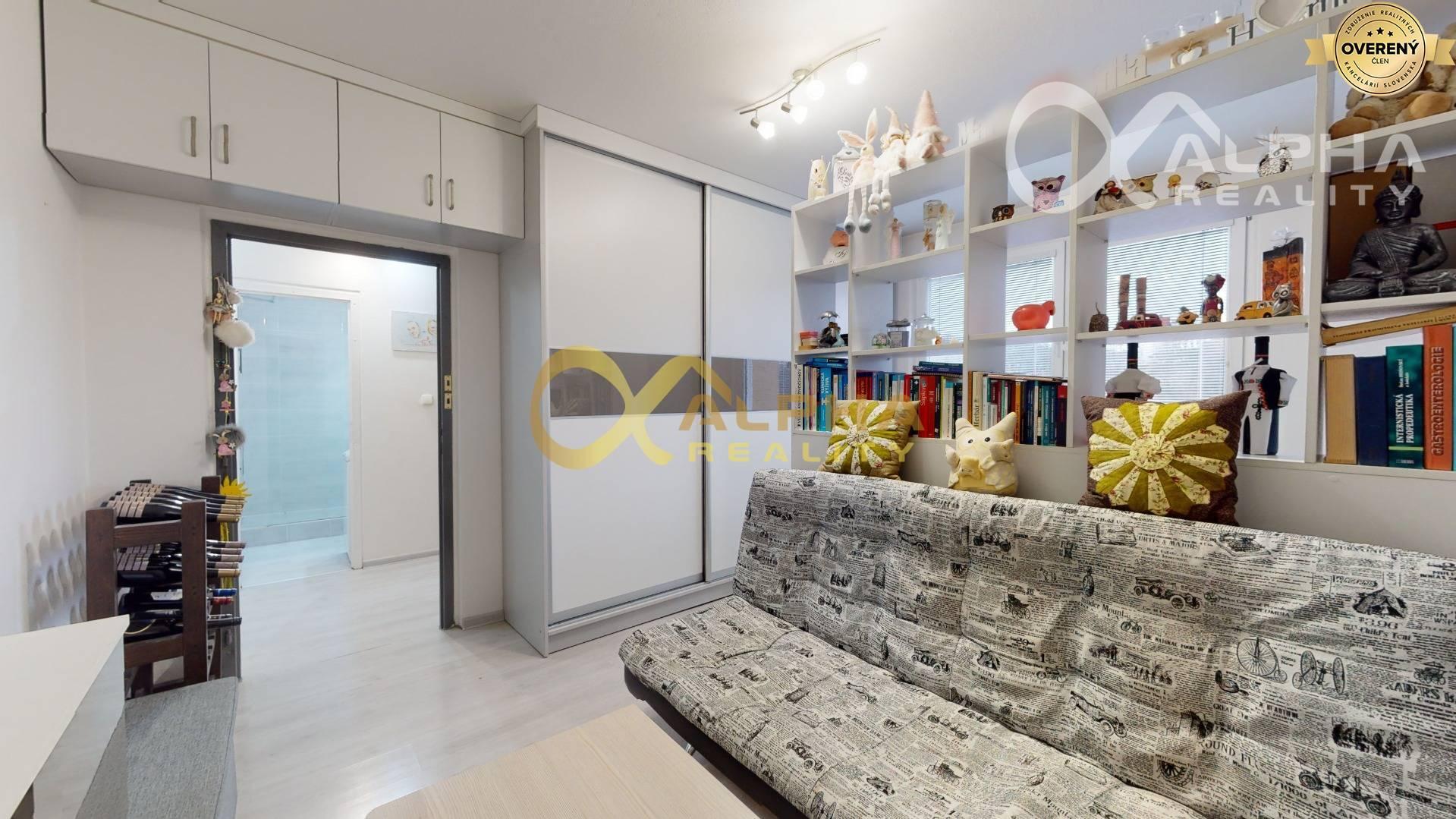 1-izbový byt s loggiou, sídl. Západ, Levoča