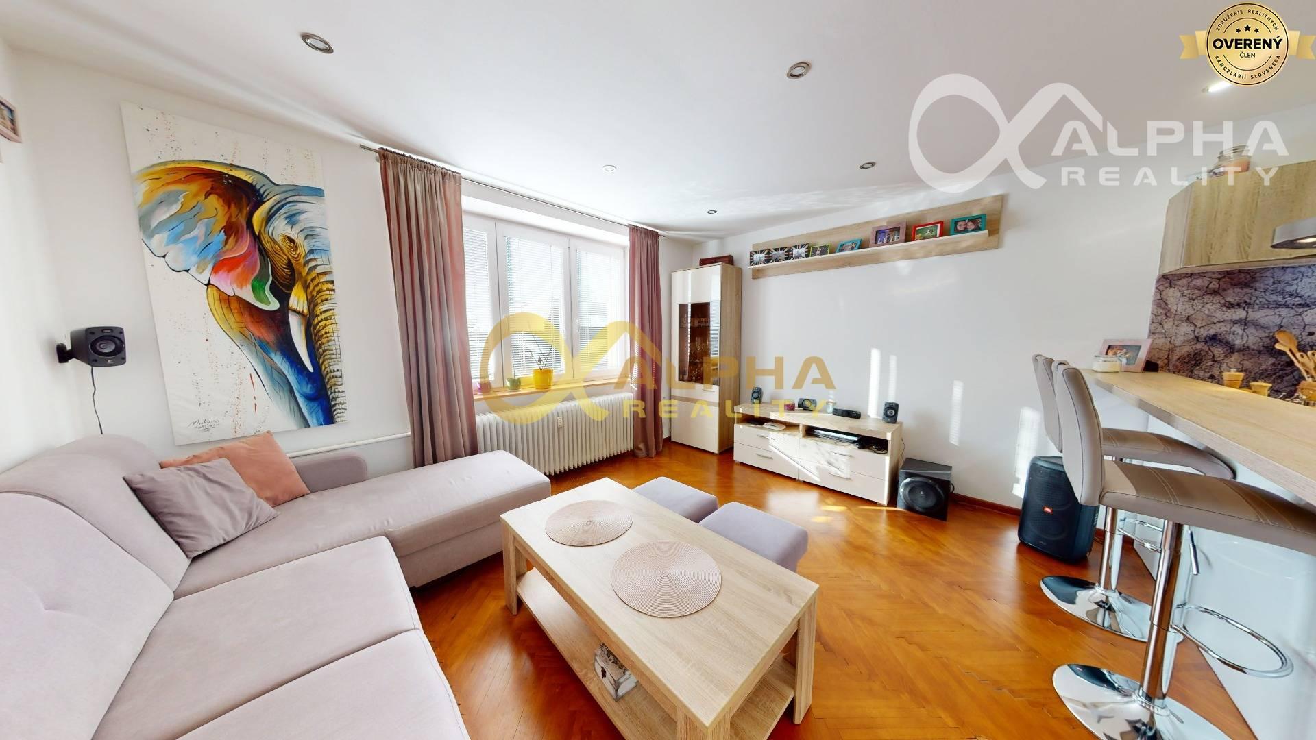 2 izbový byt upravený na 3 izbový, centrum, Spišská Nová Ves