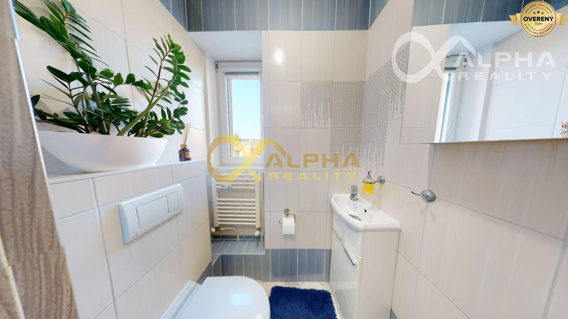 2 izbový byt upravený na 3 izbový, centrum, Spišská Nová Ves