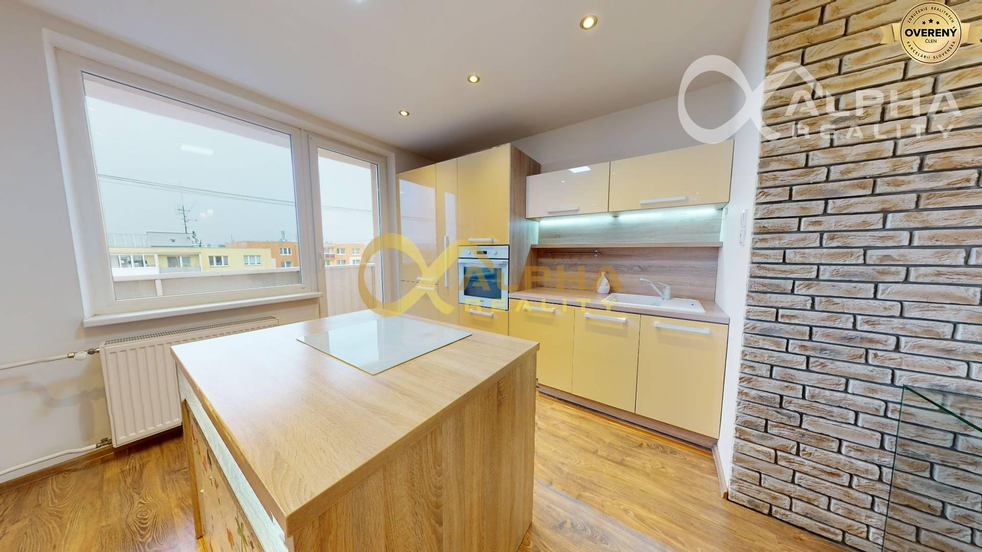 EXKLUZÍVNE 2 izbový byt s loggiou, sídl. Mier, Spišská Nová Ves