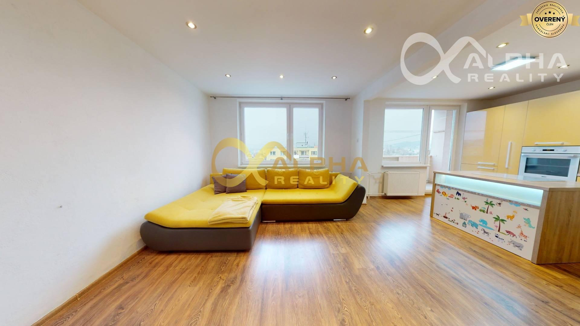 EXKLUZÍVNE 2 izbový byt s loggiou, sídl. Mier, Spišská Nová Ves