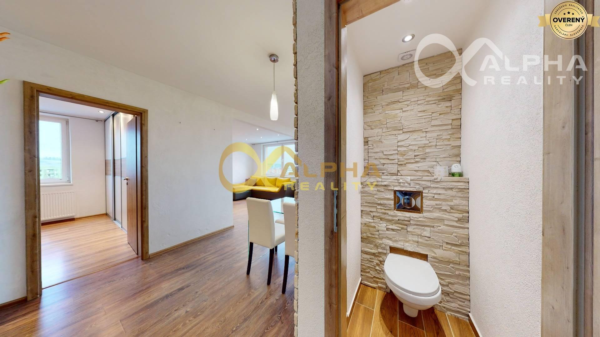 EXKLUZÍVNE 2 izbový byt s loggiou, sídl. Mier, Spišská Nová Ves