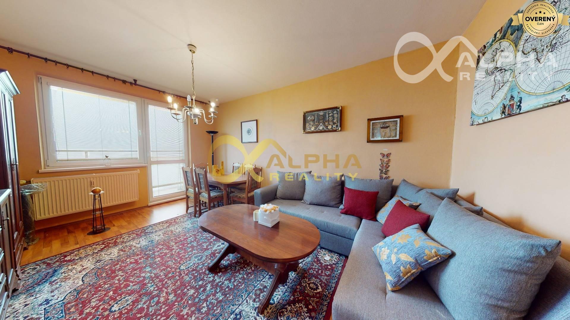 EXKLUZÍVNE 3 izbový byt s loggiou, sídl. Mier, Spišská Nová Ves