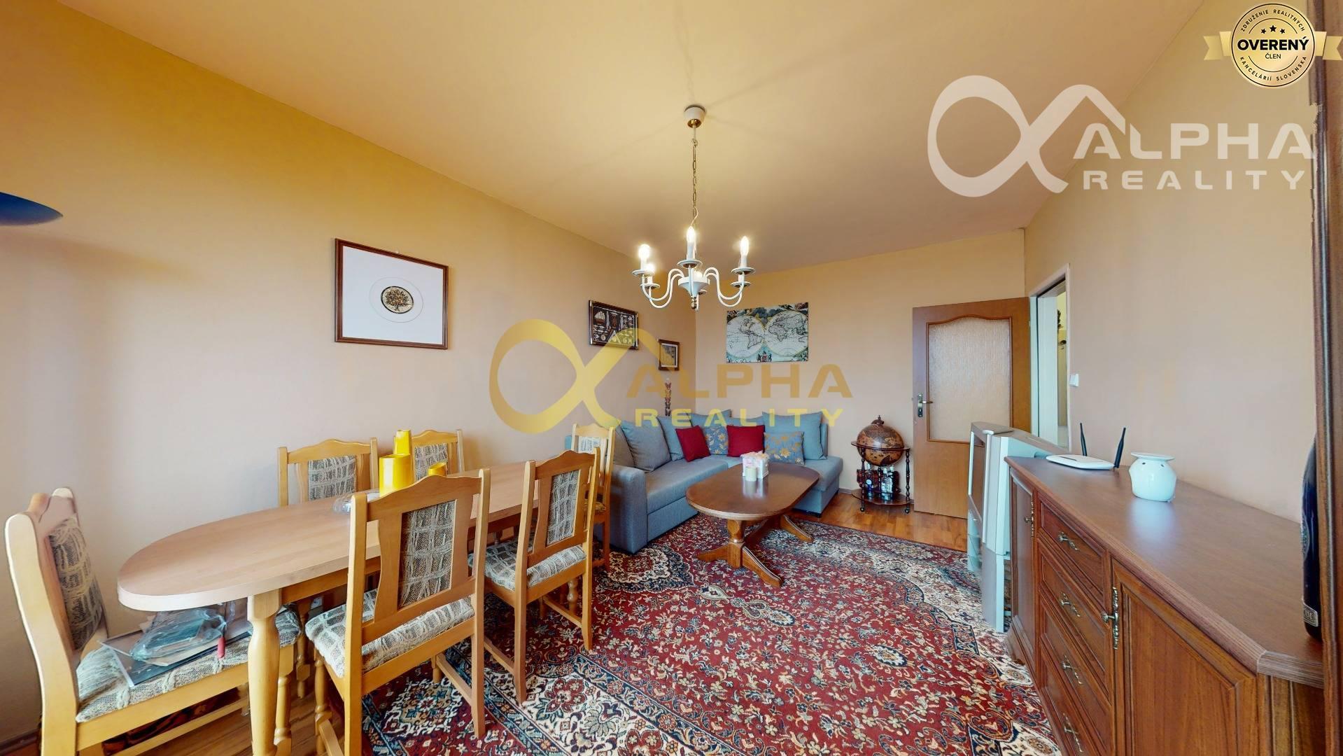 EXKLUZÍVNE 3 izbový byt s loggiou, sídl. Mier, Spišská Nová Ves