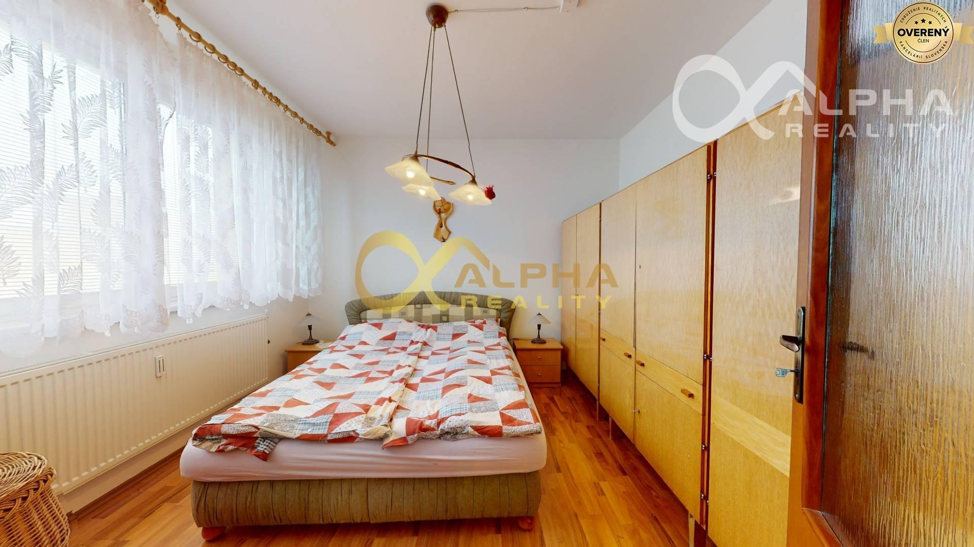 EXKLUZÍVNE 3 izbový byt s loggiou, sídl. Mier, Spišská Nová Ves