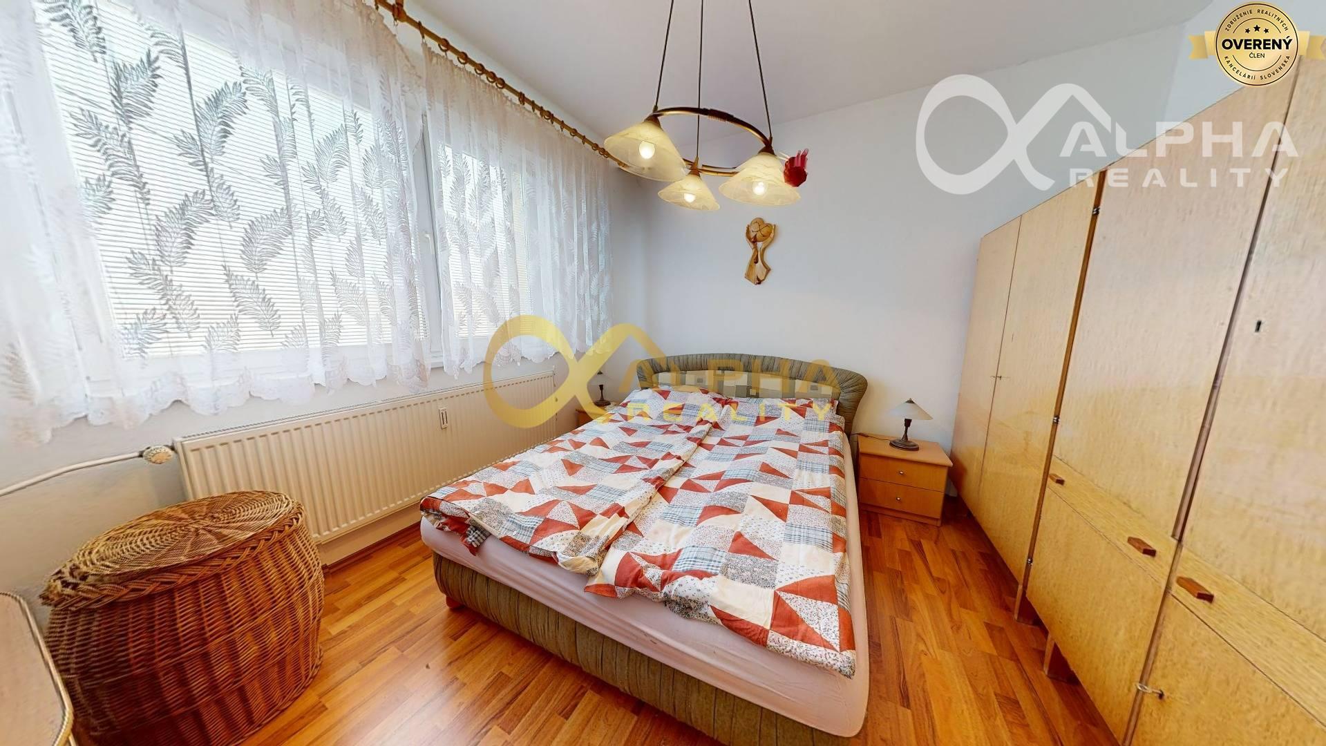 EXKLUZÍVNE 3 izbový byt s loggiou, sídl. Mier, Spišská Nová Ves