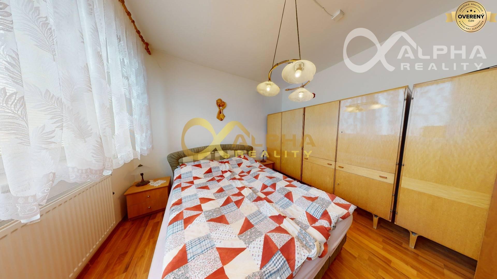 EXKLUZÍVNE 3 izbový byt s loggiou, sídl. Mier, Spišská Nová Ves