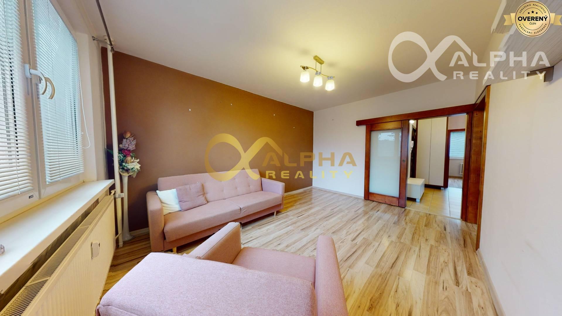 2 izbový byt s loggiou, sídlisko Západ, Smižany