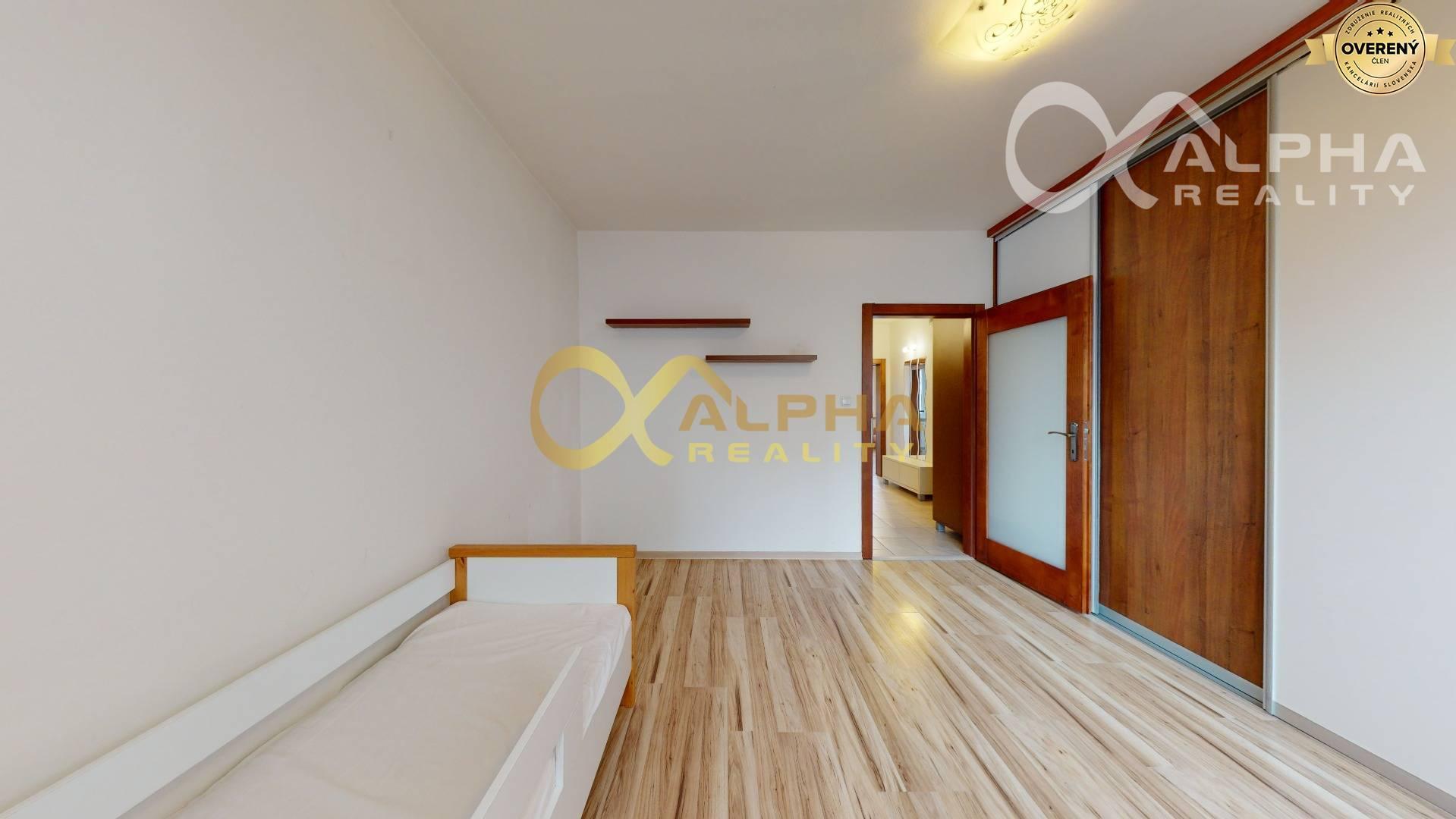 2 izbový byt s loggiou, sídlisko Západ, Smižany