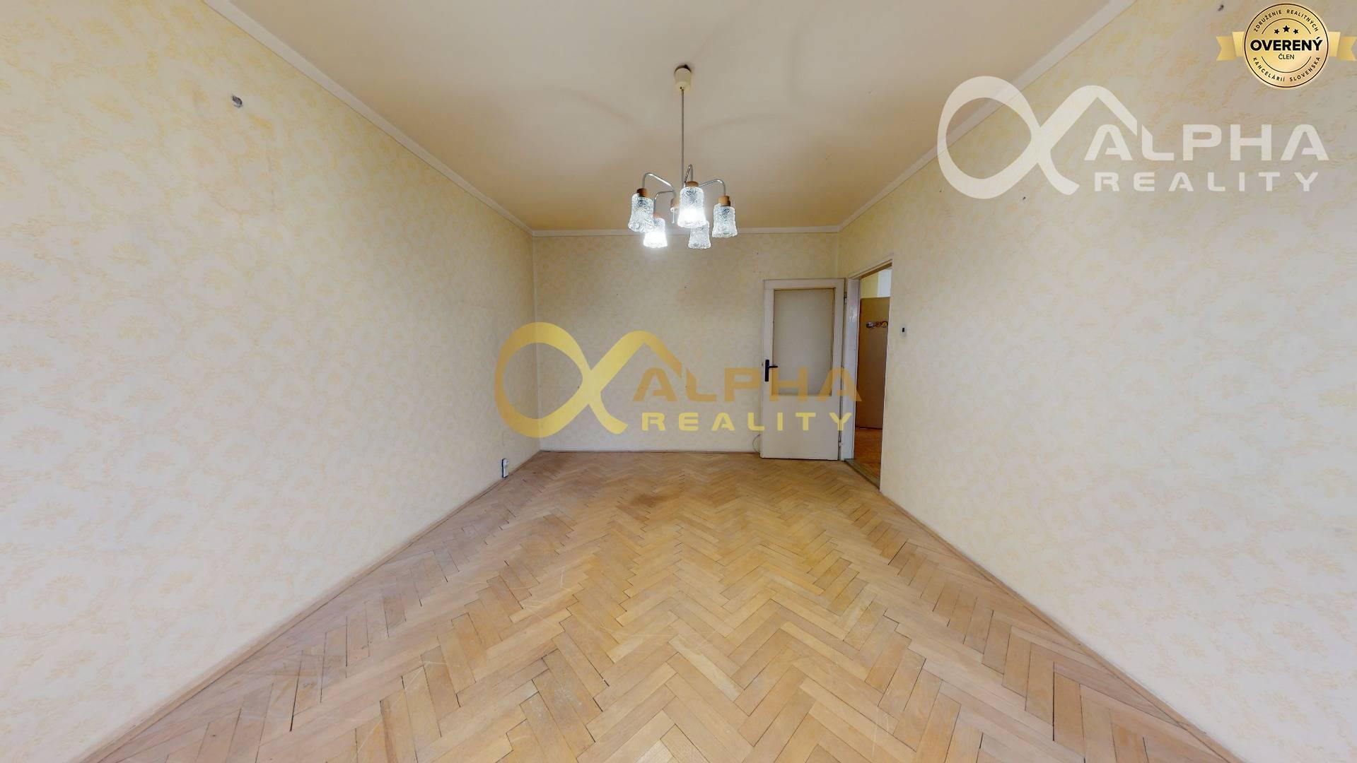 EXKLUZÍVNE 2 izbový byt s loggiou, centrum, Spišská Nová Ves