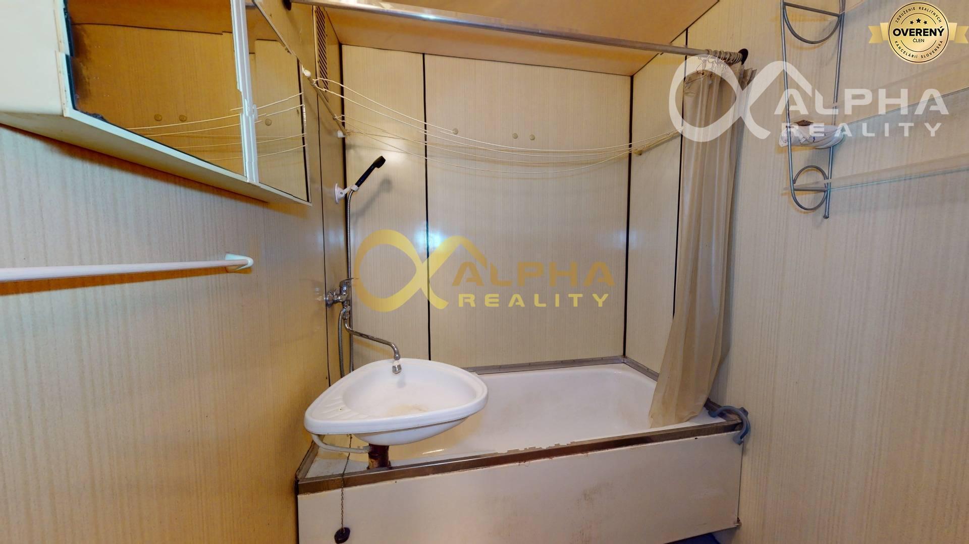 EXKLUZÍVNE 2 izbový byt s loggiou, sídl. Mier, Spišská Nová Ves