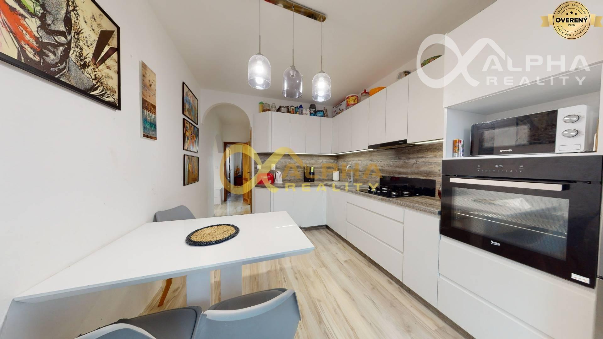 Exkluzívne 4 izbový byt s loggiou, sídl. Západ, Spišská Nová Ves