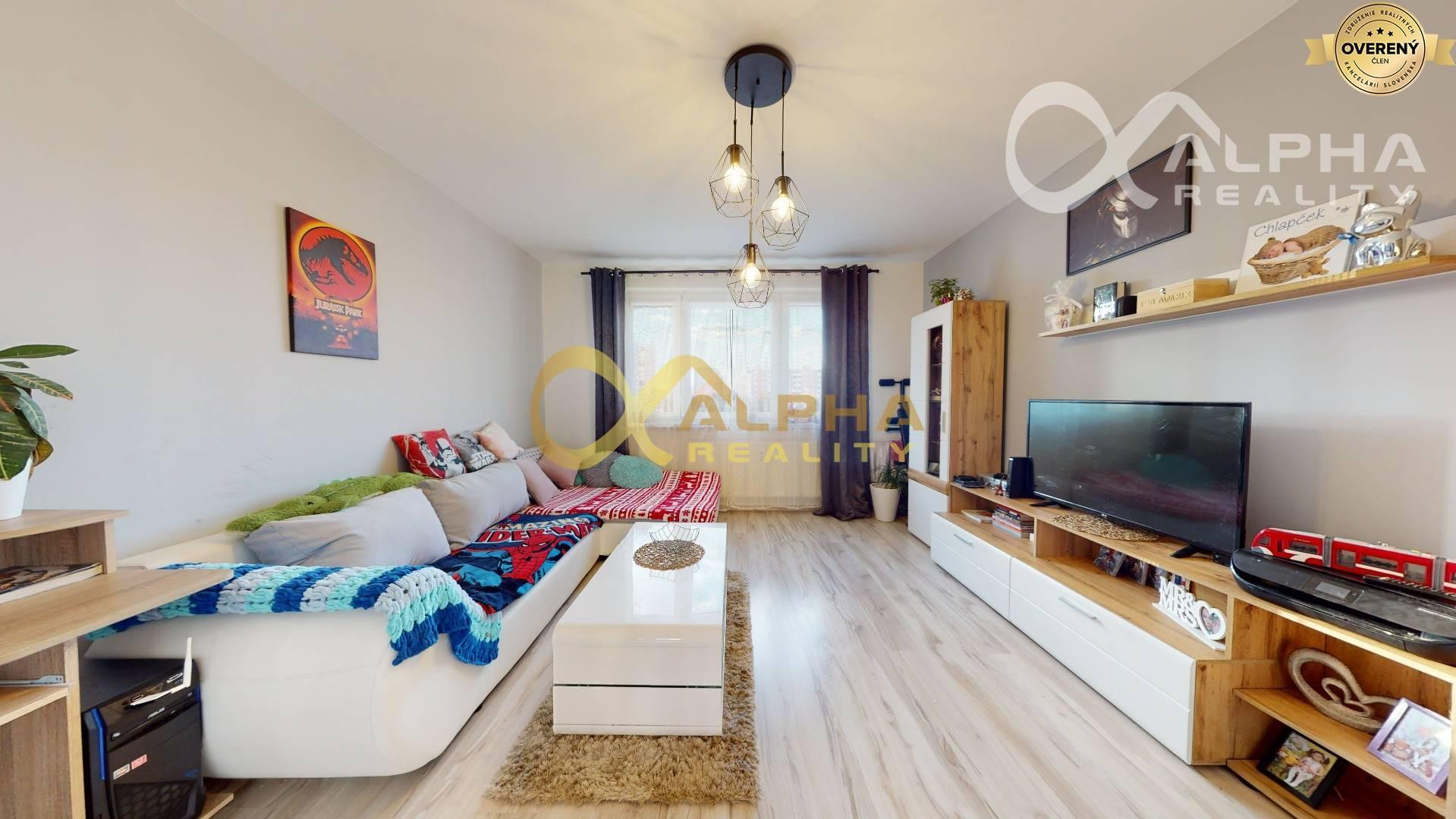 Exkluzívne 4 izbový byt s loggiou, sídl. Západ, Spišská Nová Ves