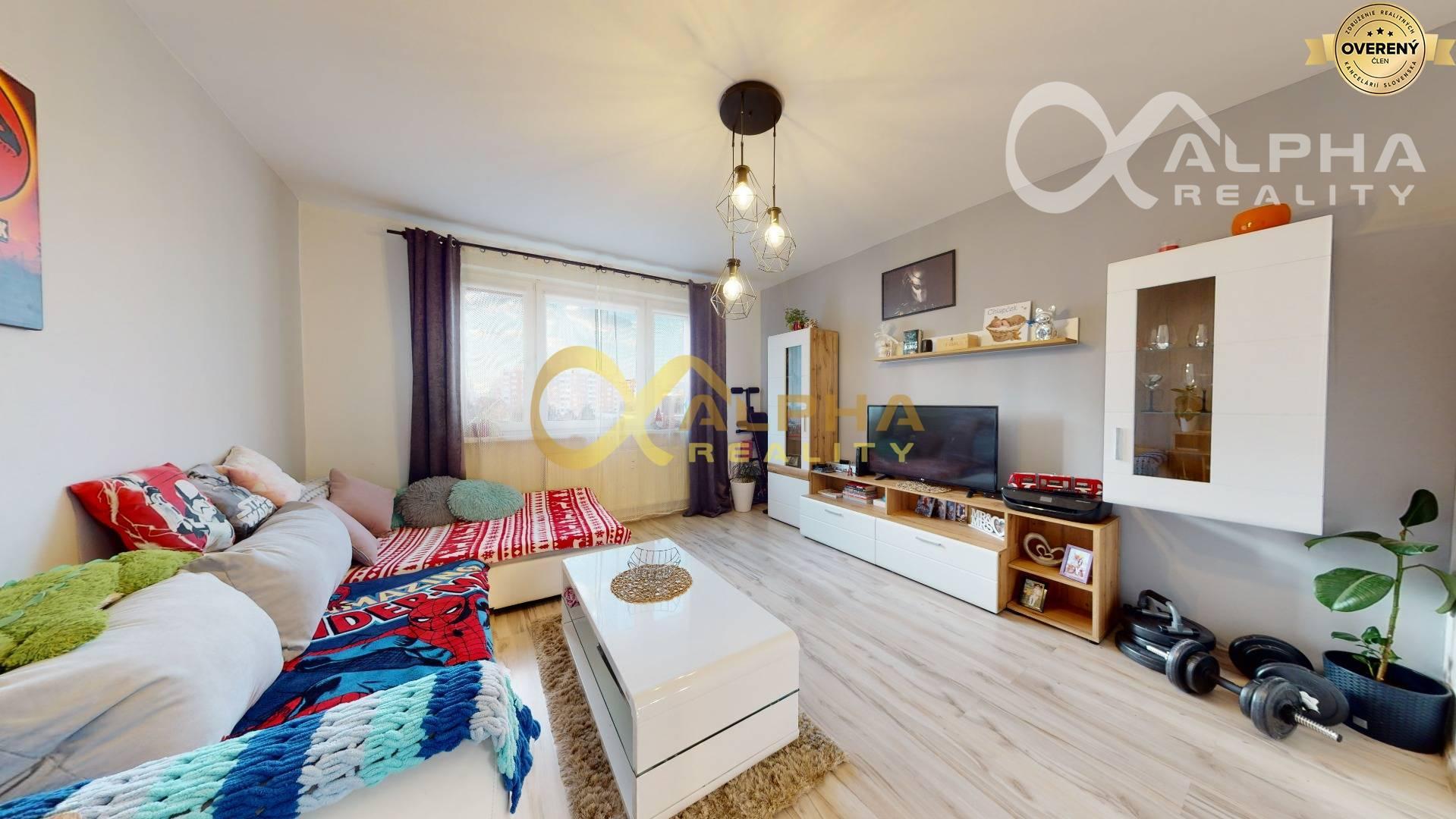 Exkluzívne 4 izbový byt s loggiou, sídl. Západ, Spišská Nová Ves