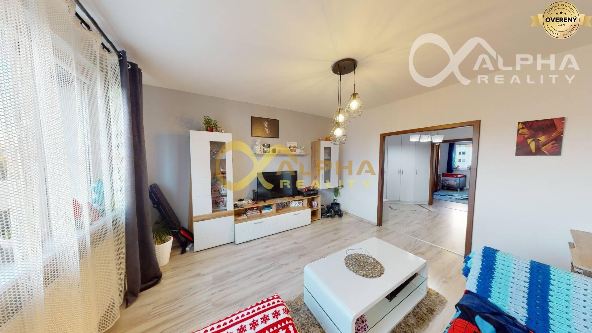 Exkluzívne 4 izbový byt s loggiou, sídl. Západ, Spišská Nová Ves