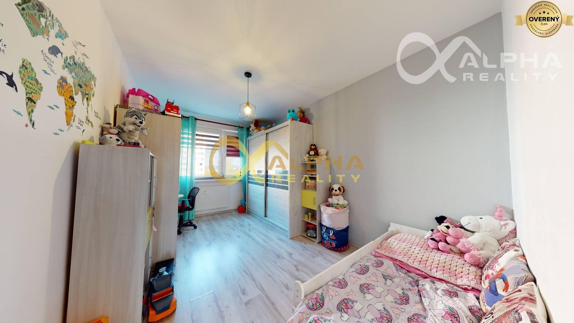 Exkluzívne 4 izbový byt s loggiou, sídl. Západ, Spišská Nová Ves