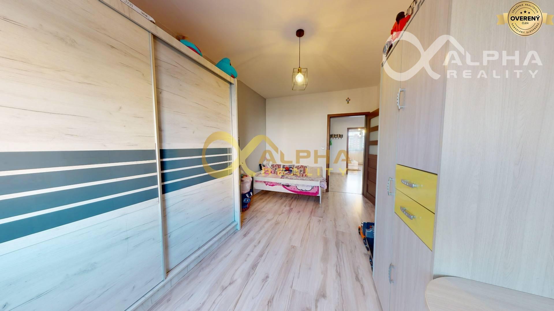 Exkluzívne 4 izbový byt s loggiou, sídl. Západ, Spišská Nová Ves