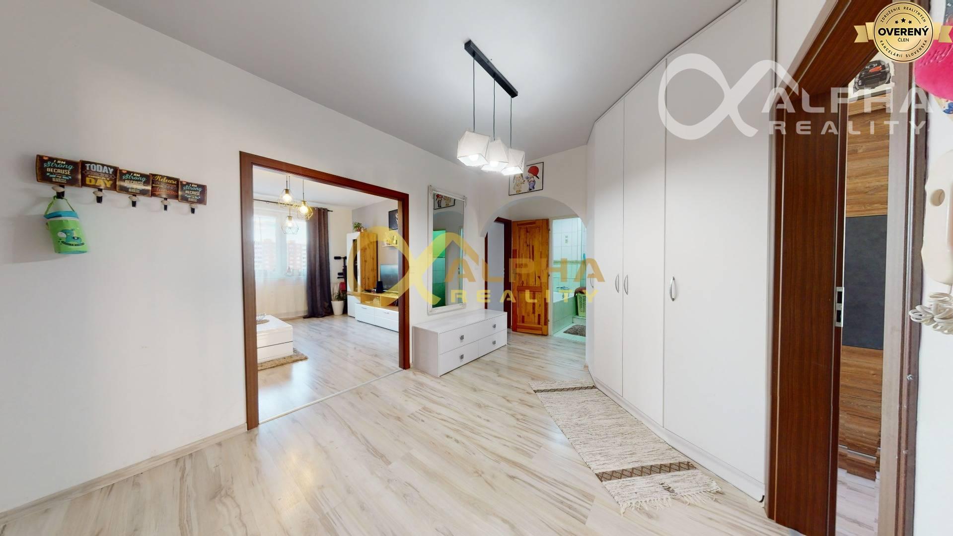 Exkluzívne 4 izbový byt s loggiou, sídl. Západ, Spišská Nová Ves