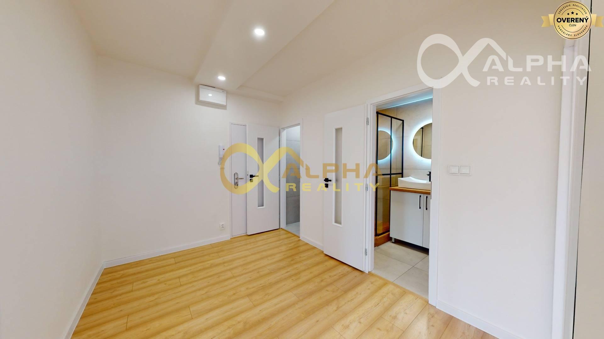 EXKLUZÍVNE 3 izbový byt, sídlisko Mier, Spišská Nová Ves