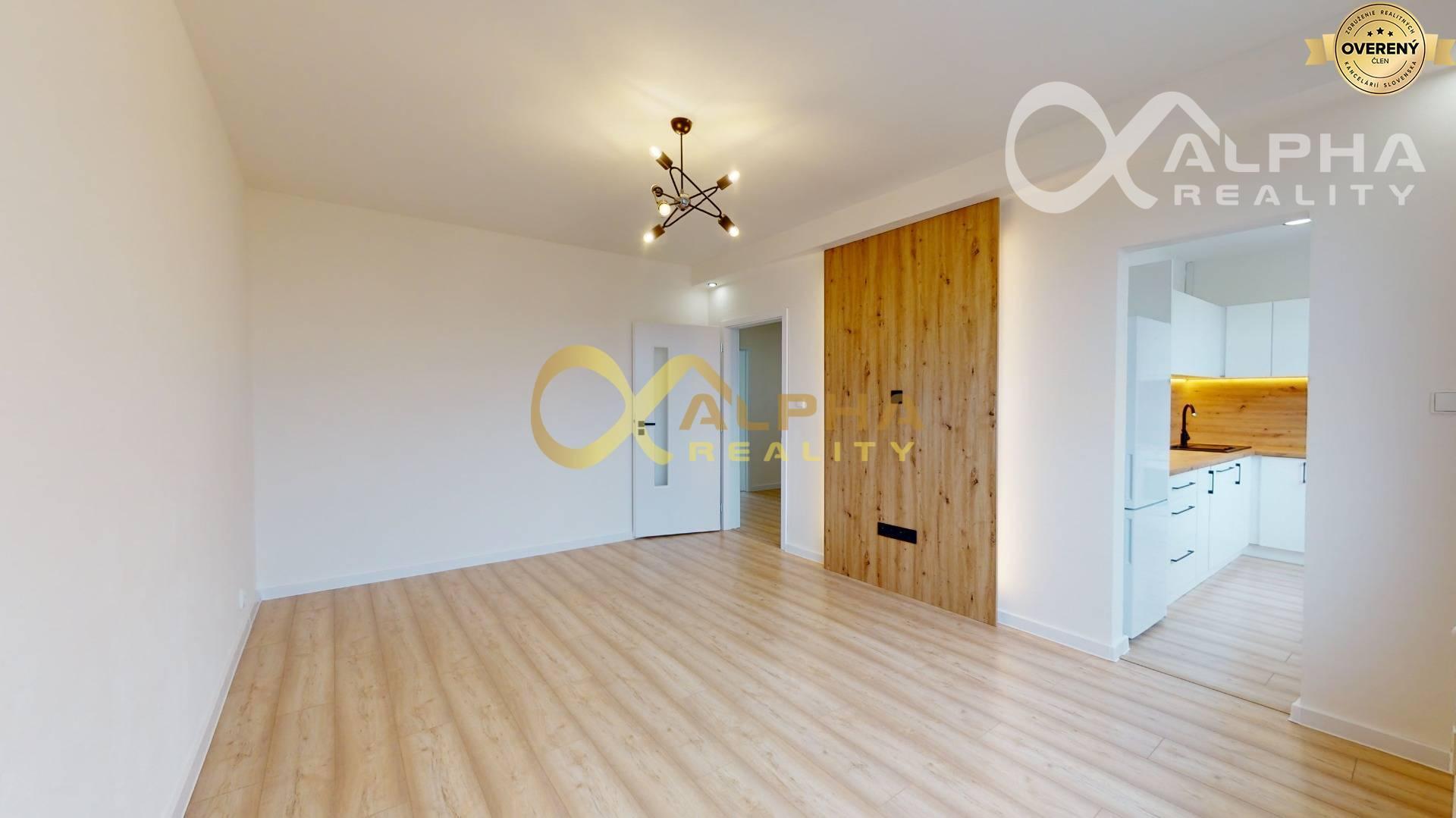 EXKLUZÍVNE 3 izbový byt, sídlisko Mier, Spišská Nová Ves